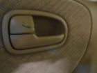 229.mz1r99 626 1999 Door Handle Inner