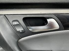 229.ac1n04 Acura Tl 2004 Door Handle Interior 1234954
