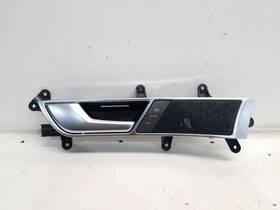 229.au1q08 Audi 2008 A6 3.2l / At Drivers Left Front Interior Door Handle-power Silver