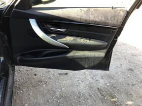 204.bm1l16 Bmw 2014-2017 328i Front Interior Door Trim Panel Right Passenger Black 859177 204.bm1l16 Bmw 2014-2017 328i Front Interior Door Trim Panel Right Passenger Black 859177
