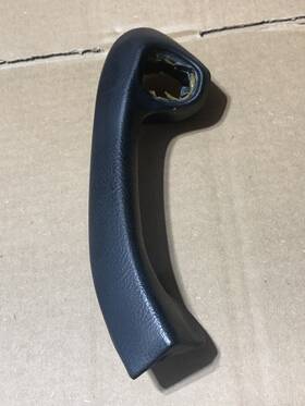 51-41-8-398-734 Bmw 1996 - 2002 Z3 Passenger Right Door Pull Handle Black Genuine 51418398734 Rh