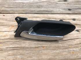 8200751 Bmw 99-06 E46 Rear Left Driver Side Interior Door Handle