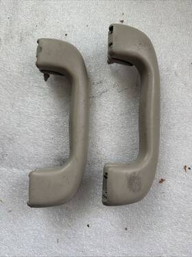 Buick 26692084 17-19 Lacrosse Rear Left Or Right Front Headliner Grab Handle Oem