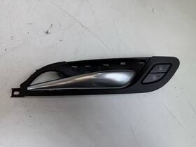 Cadillac 13540771 2021-2025 Xt4 Front Left Side Interior Door Handle Oem