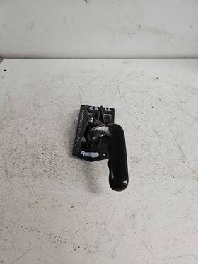 229-998372 Cadillac 03-06 Escalade Esv Ext Inside Door Handle Left Driver Side Front Or Rear Awd Rwd