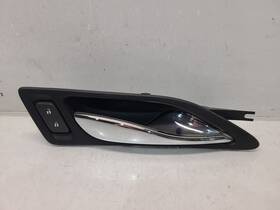 229.gm6q11 Cadillac 2011 Srx Passenger Right Front Inner Door Handle Chrome