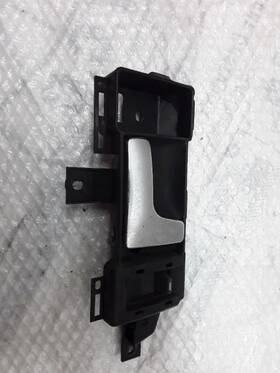 229.gm6w92 Cadillac Rf Right Passenger Front Door Interior Handle Chrome 1992 Eldorado Z56p 229.gm6w92 Cadillac Rf Right Passenger Front Door Interior Handle Chrome 1992 Eldorado Z56p