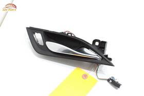 84407720 Cadillac Ct5 Rear Right Passenger Side Interior Door Handle Oem 2020 - 2024 84407720 Cadillac Ct5 Rear Right Passenger Side Interior Door Handle Oem 2020 - 2024