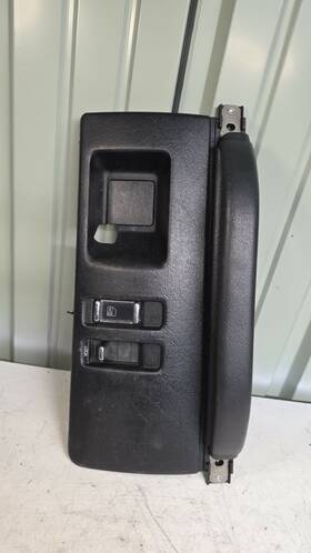 Lf3545577 Cadillac 1994-1996 Deville Right Rear Door Handle Bezel With Grab