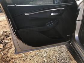 204.gm1s18 Chevrolet 2018 Chevy Impala Front Interior Door Trim Panel Left Driver Black 913135