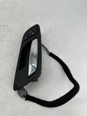 2438c21040770 Chevrolet Lh Driver Inside Front Door Handle With Heated Seats For 07-13 Chevy Gmc Sierra 2438c21040770 Chevrolet Lh Driver Inside Front Door Handle With Heated Seats For 07-13 Chevy Gmc Sierra