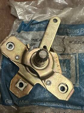 3956915 Chevrolet Gm Nos 1985 1995 Chevy And Gmc Van Lh Inside Door Control Disco Street Boogie