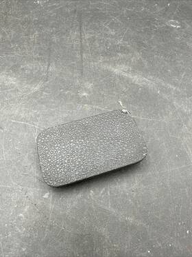 L0097118 Chevrolet 07-14 Chevy Silverado 1500 2500 Right Side Interior Door Handle Screw Cover