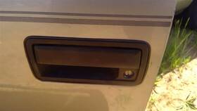 129-00684bl Chevrolet Truck Driver Door Handle Exterior Front Fits 98-04 S10/s15/sonoma 200084
