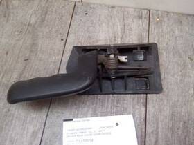 229.gm8b04 Chevrolet Truck Tahoe 2004 Driver Rear Inside Door Handle 477139