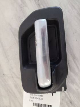 229.gm8m19 Chevrolet Truck Front Door Handle Fits 2019 Silvrdo15 573029