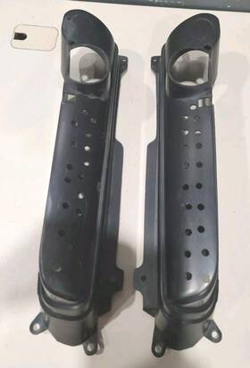 10290249 Corvette 97-04 C5 Passenger And Left Side Fog Lights Trim Bezel 3307-e4