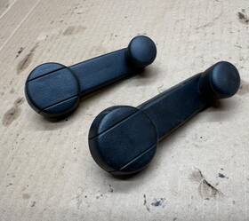 55597rksq Crown Automotive For 1984-1996 Jeep Cherokee Window Crank Handle Oem 1995 1994 1989
