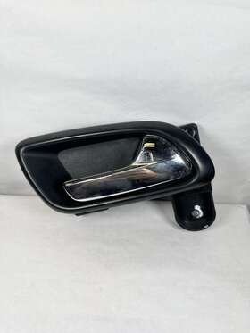 130-10170ar Dodge 2011-2017 Journey Rear Right Passenger Interior Door Handle Oem