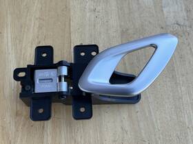 68362320ad Dodge 2015-2023 Challenger Front Right Passenger Side Interior Door Handle Oem