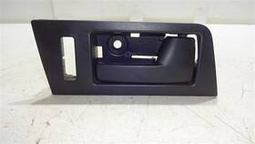 229.fd1f09 Ford Passenger Right Front Interior Door Handle Fits 08-11 Focus 660387