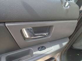 229.fd1u02 Ford Taurus 2002 Door Handle Inner