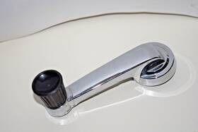 Baak-8123348-a Ford 61-66 Truck Pickup Window Regulator Handle Nos 62 63 64 65 1961-67 Econolin