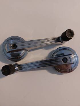 C608-6223348-a Ford 1966 Fairlane Gt Window Cranks