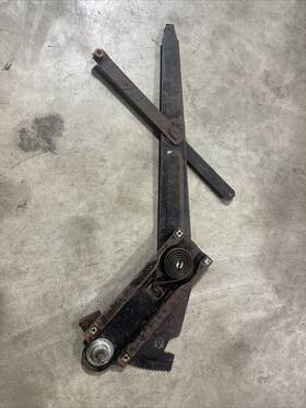 C60b-6223220a Ford 1967 1968 Mustang Or Cougar Drivers Door Left Manual Window Regulator