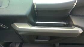 229.fd8117 Ford Truck F150 2017 Door Handle Interior 27232032
