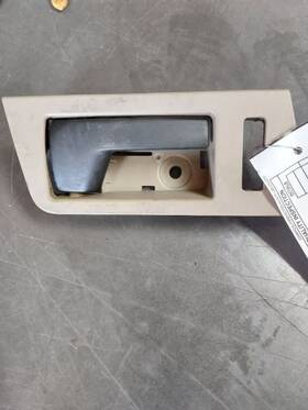 229.fd8c08 Ford Truck Escape 2008 Door Handle Interior 28910
