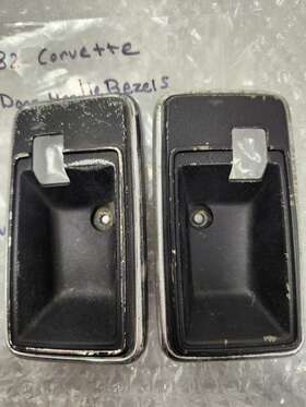 9738254 General Motors 1978-1982 C3 Corvette Interior Door Handle Bezels Pair Left And Right Oem Gm
