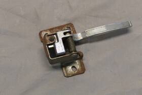9834755 General Motors Original Lh Interior Door Handle For 1971-78 Gm Full Size Passenger Car