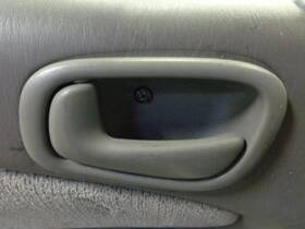229.gf1d98 General Motors - Foreign Prizm 1998 Door Handle Inner 987457