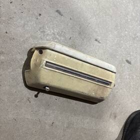 8769335 General Motors Gm 1968-1972 Impala Gto 442 Skylark Chevelle Lemans Arm Rest Passenger Side Core