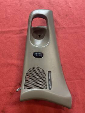 L-10277705 General Motors Oem 97-05 Buick Century Front Left Driver Side Interior Door Handle Trim Bezel