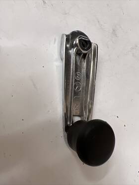 2017680036 Genuine Mercedes W114 W115 W123 300d 250 Window Crank Chrome Handle
