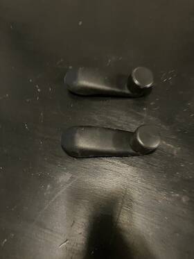 15705526 Gm Genuine Window Crank Handle Pair Oem