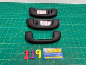 23394885 Gm 17-24 Cadillac Xt5 Roof Overhead Grab Handle Set Of 3 Oem
