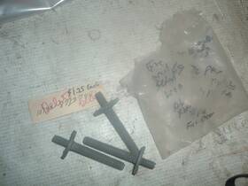 8719784 Gm 1969 70 Impala Oldsmobile Door Window Channel Lower Stud 3ct New Nos