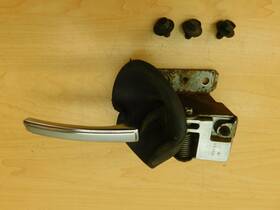 71be1-1m5 Gm 9834764 Rh Inner Door Handle Frt Or Rear - 1971-1976 Electra Riviera Cadillac