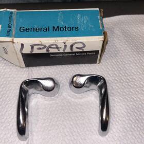 Es323l Gm Oem 1962 1967 Vent Wing Window Handles Rh And Lh Chevy Buick Olds Pontiac