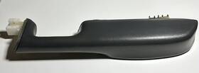 Gm15703702 Gm 1999 - 2006 Cadillac Chevrolet Gmc Front Right Door Handle Pull Armrest 15703702