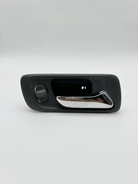 120-60411r Honda 1999-2004 Odyssey Front Right Interior Door Handle Oem