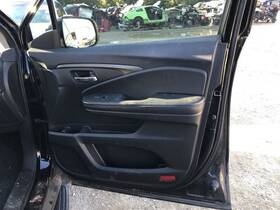 204.ho1616 Honda Pilot 2016 Front Door Trim Panel 824419 204.ho1616 Honda Pilot 2016 Front Door Trim Panel 824419
