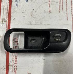 St7-230 Honda 94-01 Integra Driver Side Left Interior Door Handle Trim Lock Switch Black Oem