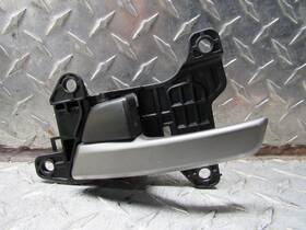229.hy1s18 Hyundai 2018 Elantra Left Driver Front Door Handle Interior Sdn 2.0l 4cyl