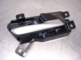 82610c1000 Hyundai Sonata Se Rear Passenger Interior Door Handle 55k Mi 18 19 20