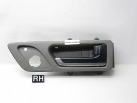 82682cg000 Infiniti 03-08 Fx45 Fx35 Rear Right Door Interior Handle With Trim Oem