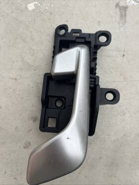 82620-l3000qa1 Kia 2021-2024 K5 Sedan Front Right Side Interior Door Panel Handle Oem